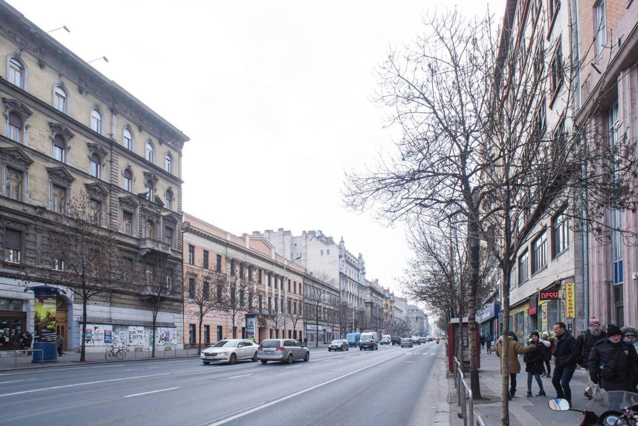 Cosy & Central A/C Apartment Budapest Luaran gambar